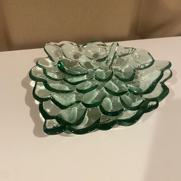 Vintage MCM Recycled Glass Green Grape Serving‎ Plate | 10" x 9" - Picture 1 of 4